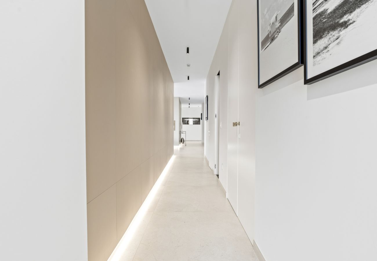 Appartement à Cupecoy - B-2000 Stunning penthouse with balcony and rooftop