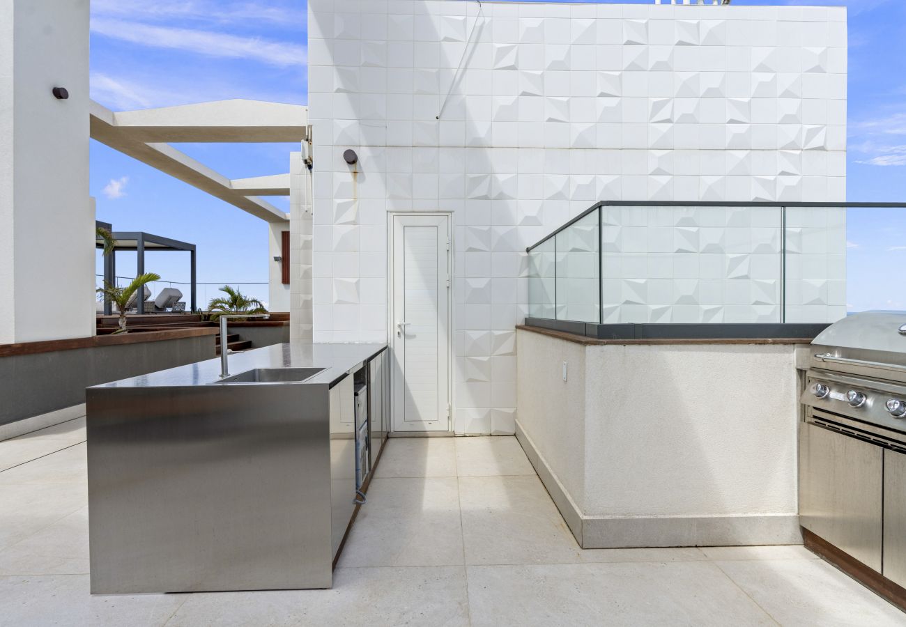 Appartement à Cupecoy - B-2000 Stunning penthouse with balcony and rooftop