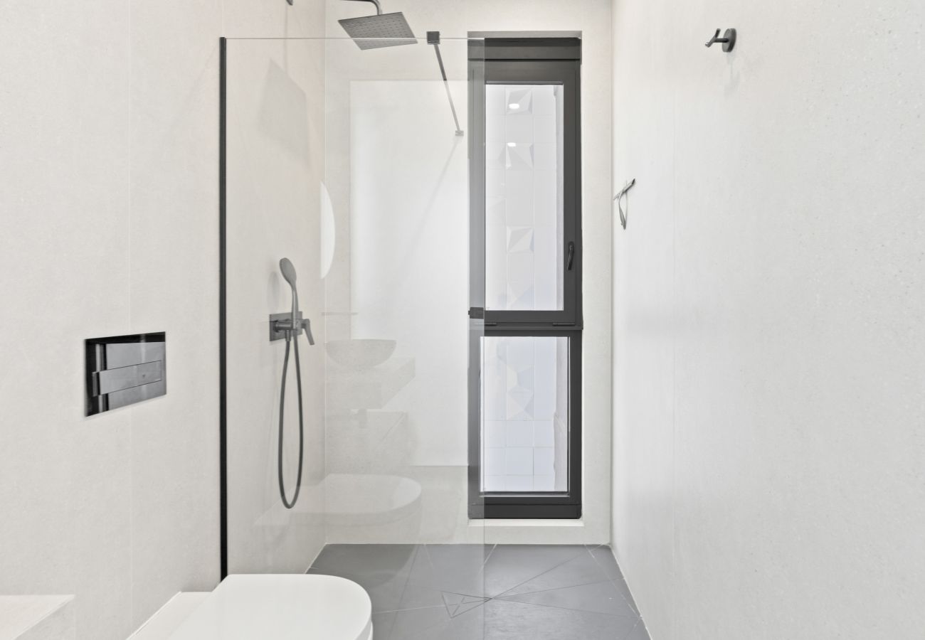 Apartment in Cupecoy - B-2000 Stunning penthouse with balcony and rooftop