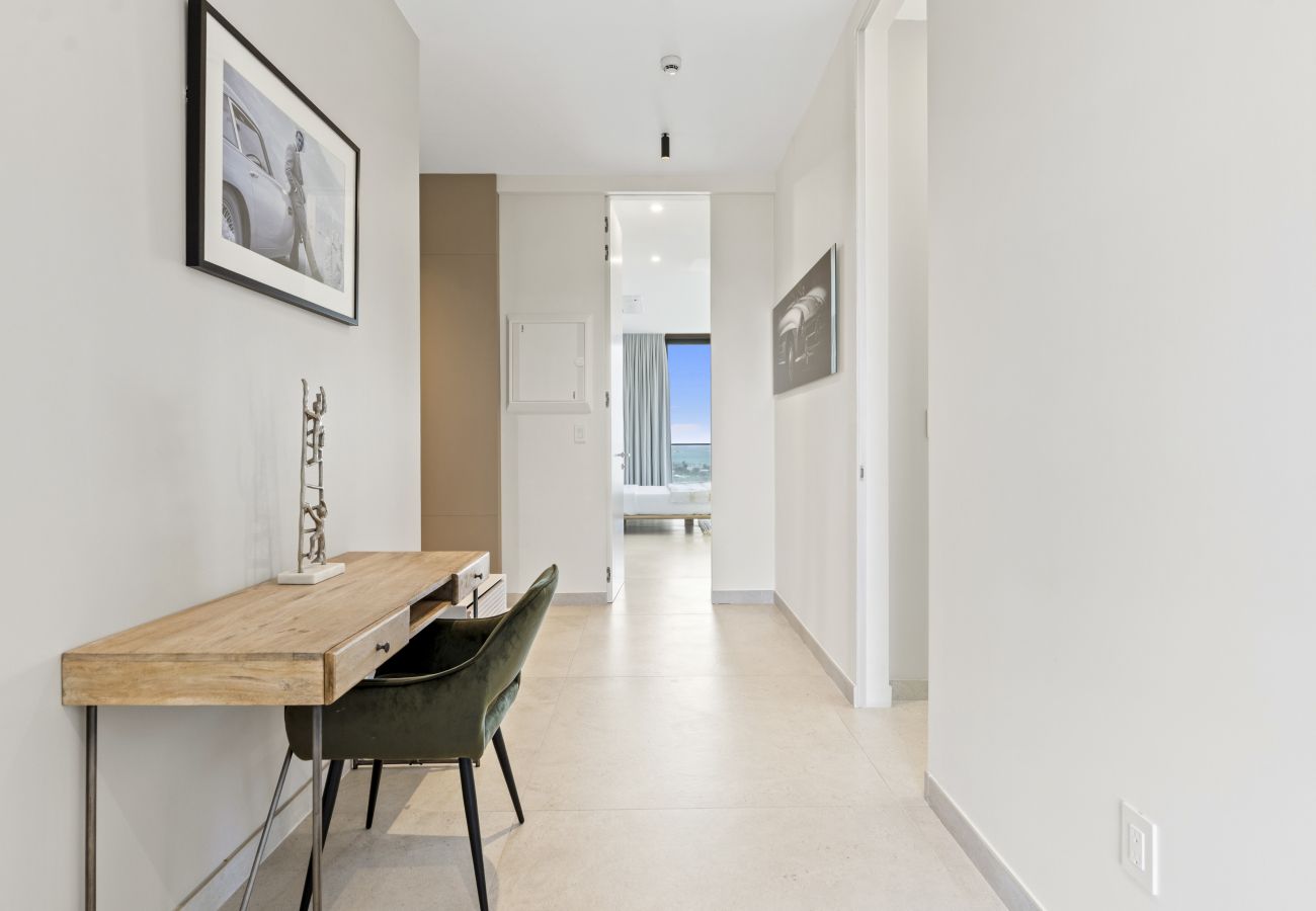 Apartment in Cupecoy - B-2000 Stunning penthouse with balcony and rooftop